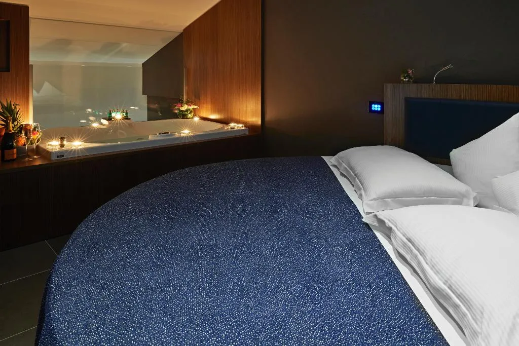 JUNIOR SUITE STANDARD Room, The Building, Rome