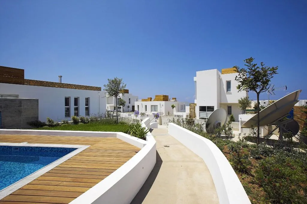 Pool, Paradise Cove Luxurious Beach Villas, Cyprus