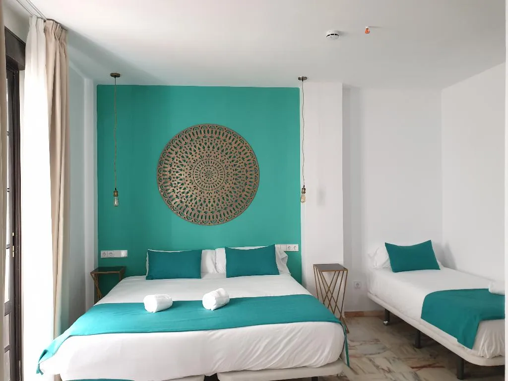 APARTMENT SUPERIOR Room, Hotel y Apartamentos Doña Lola, Seville