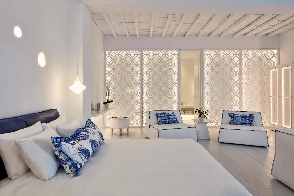 SUITE HONEYMOON Room, Katikies Mykonos - The Leading Hotels Of The World, Mykonos