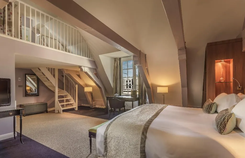 SUITE KING SIZE BED Room, Sofitel Legend the Grand Amsterdam, Amsterdam