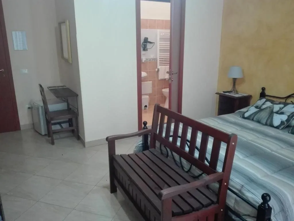 Room, B&B The Best, Palermo