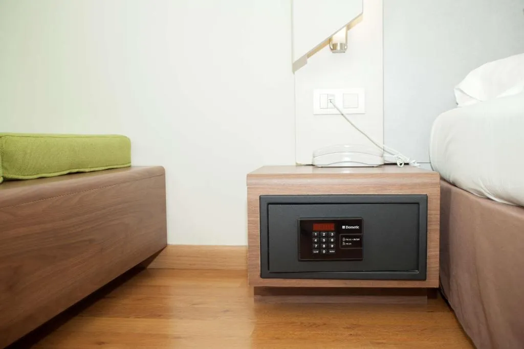 DOUBLE STANDARD Room, Travelodge Cornella Fira, Barcelona