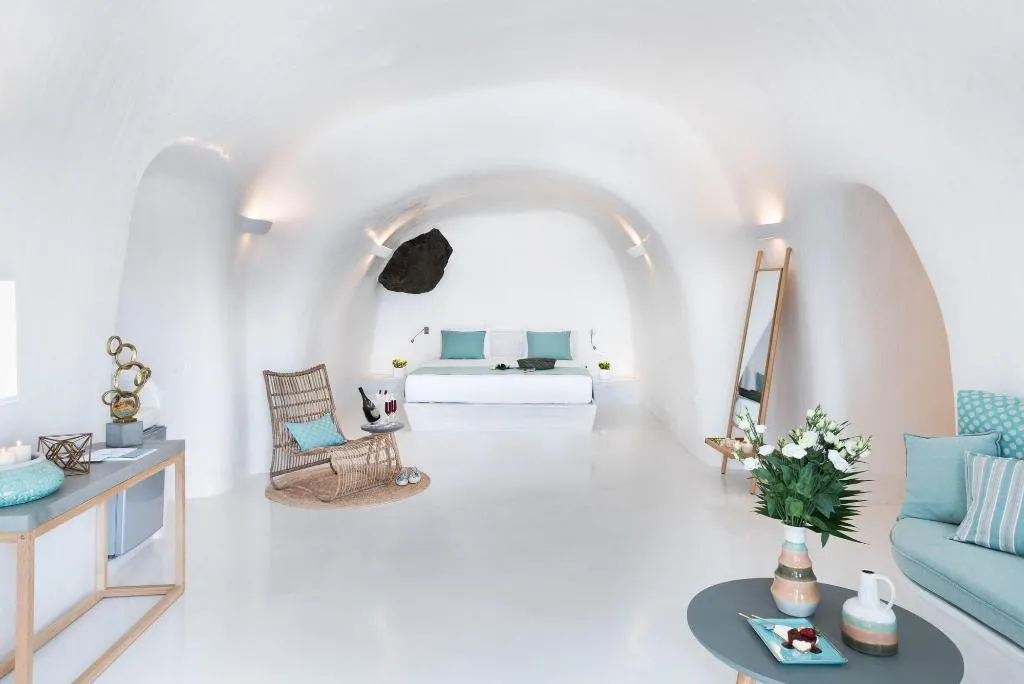 Room, Maregio Suites, Santorini