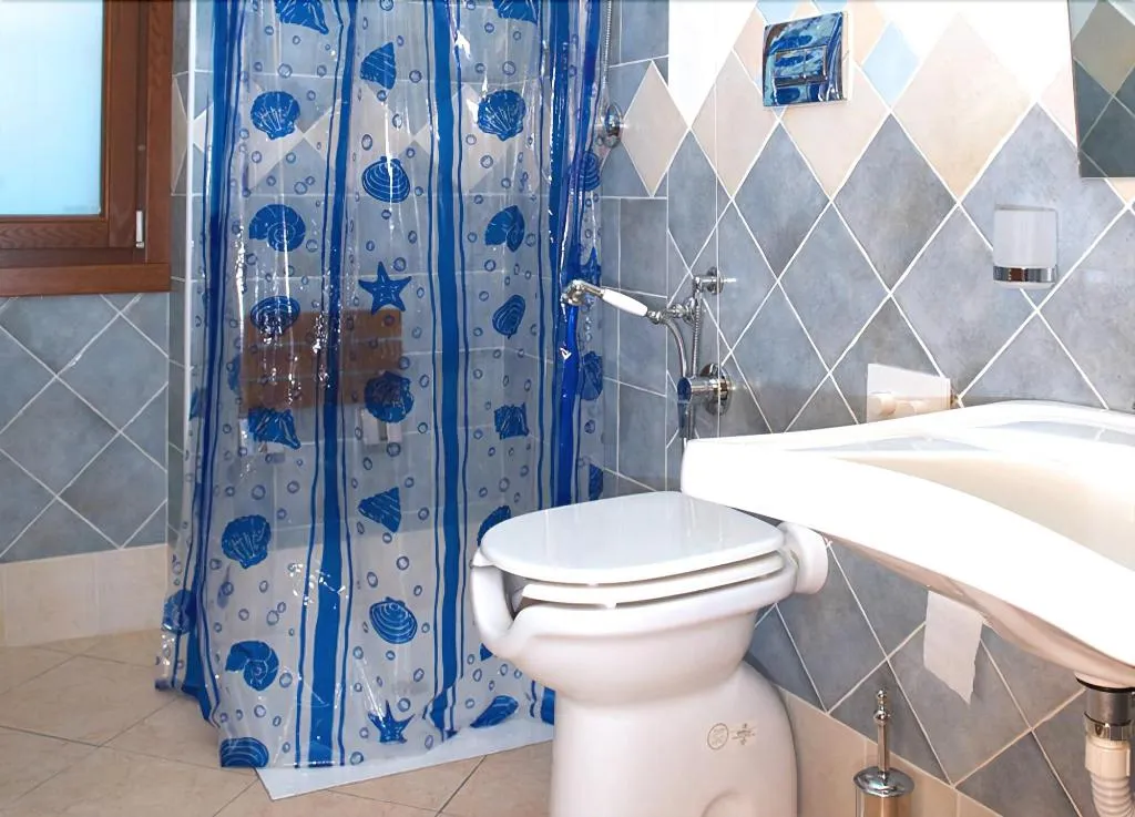 Room, Il Nespolo Fiorito, Olbia