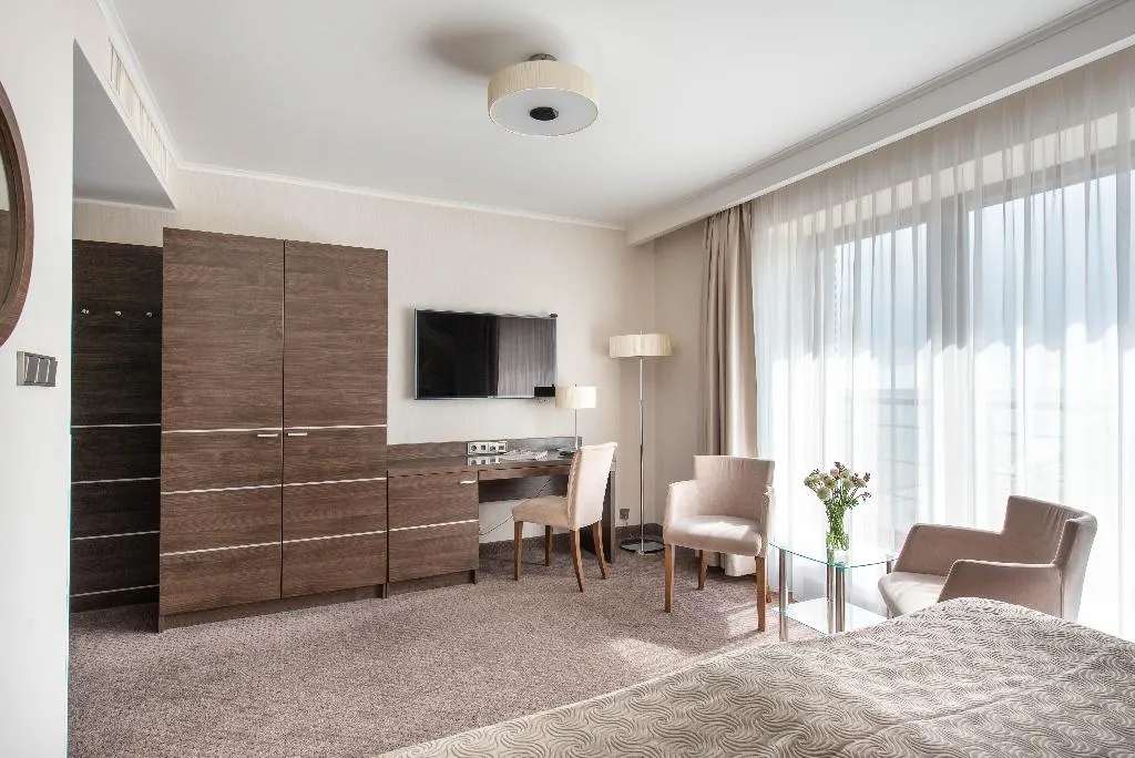 Double or Twin SEA VIEW Room, Hotel Rozany Gaj - Destigo Hotels, Gdansk