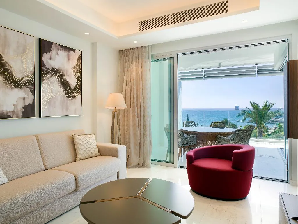APARTMENT LUXURY Room, The Tower at St Raphael Resort, Cyprus