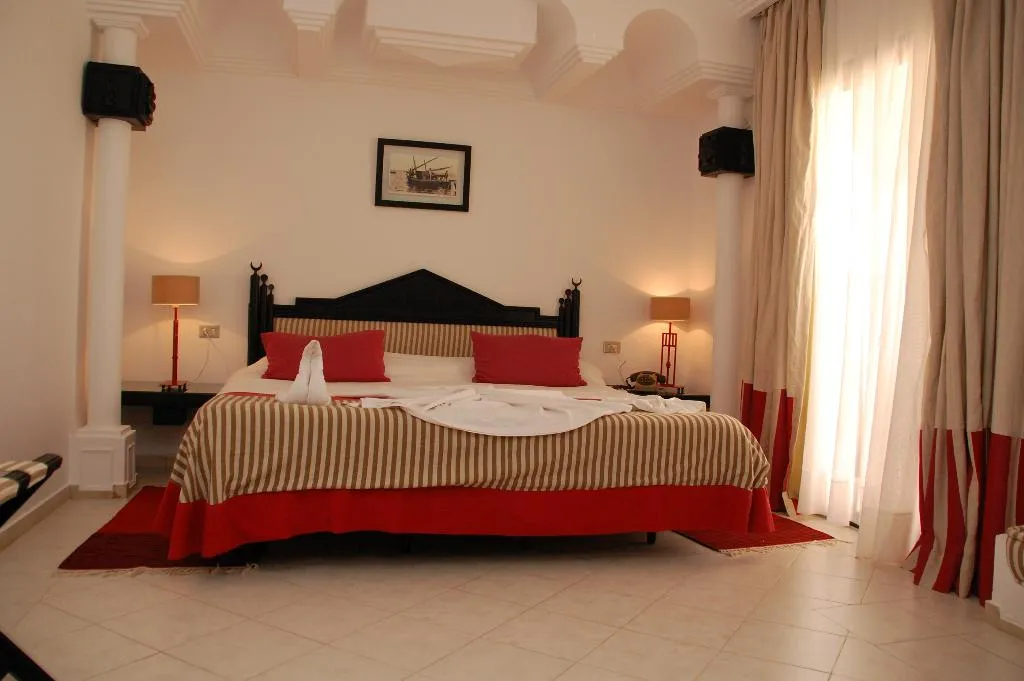 Room, Cesar Thalasso & Convention, Tunisia