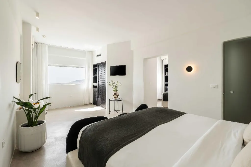 SUITE WITH PRIVATE POOL Room, Rocabella Santorini Hotel & Spa, Santorini
