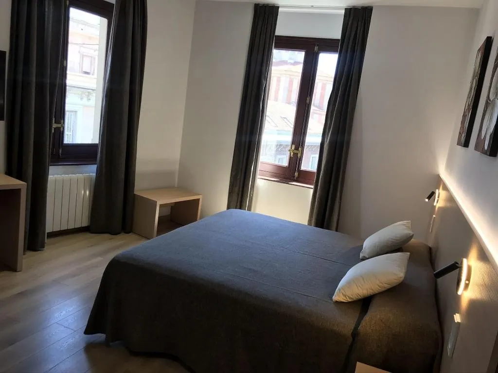 Room, Hostal Abadía Madrid, Madrid