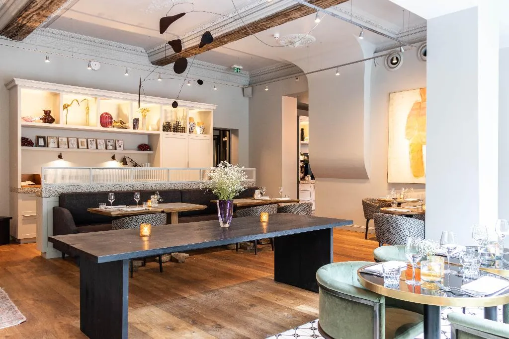 Restaurant, Hotel Monastere Maastricht, Amsterdam