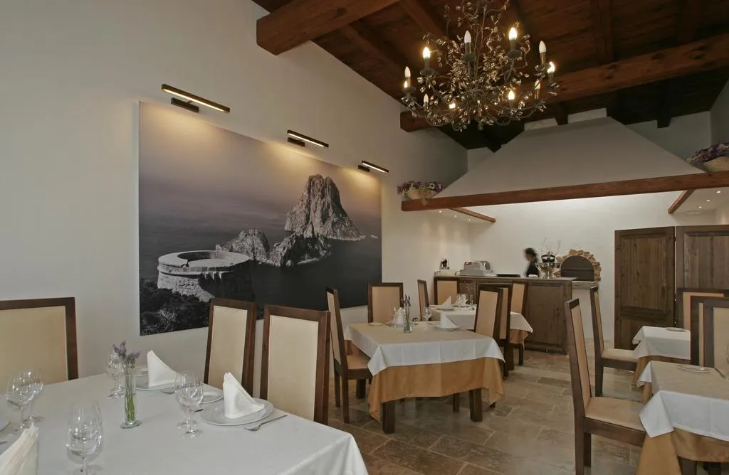 Restaurant, Casa Maca (Es Trull de Can Palau), Ibiza