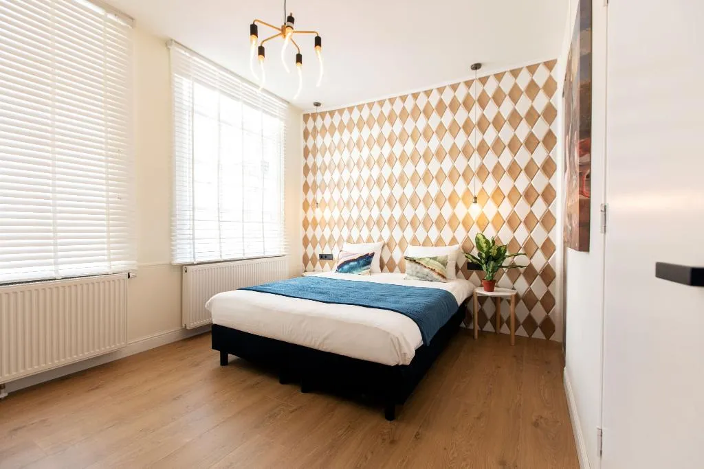 DOUBLE LUXURY Room, Quentin Golden Bear Hotel, Amsterdam