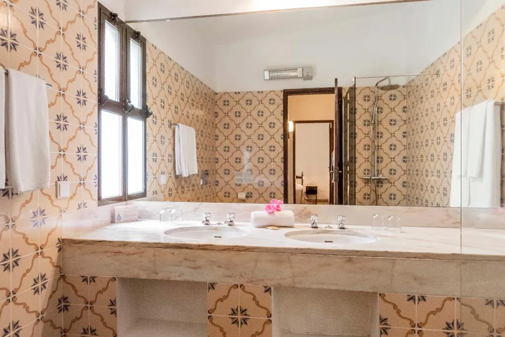 VILLA THREE BEDROOMS Room, Quinta do Paraiso, Algarve