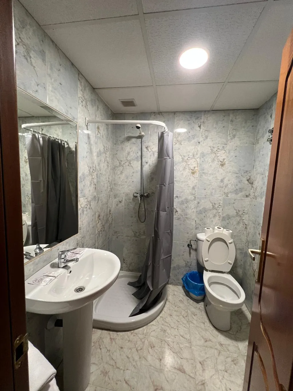 DOUBLE STANDARD Room, Hostal La Embajada, Madrid