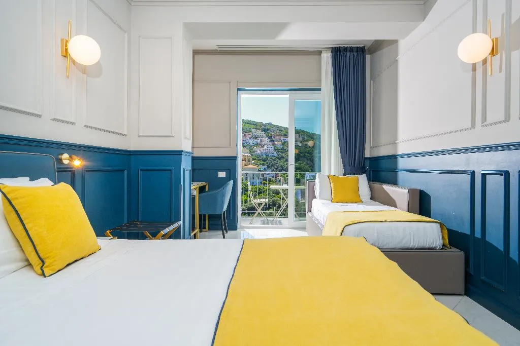 Room DELUXE SEA VIEW Room, Mary Hotel, Naples