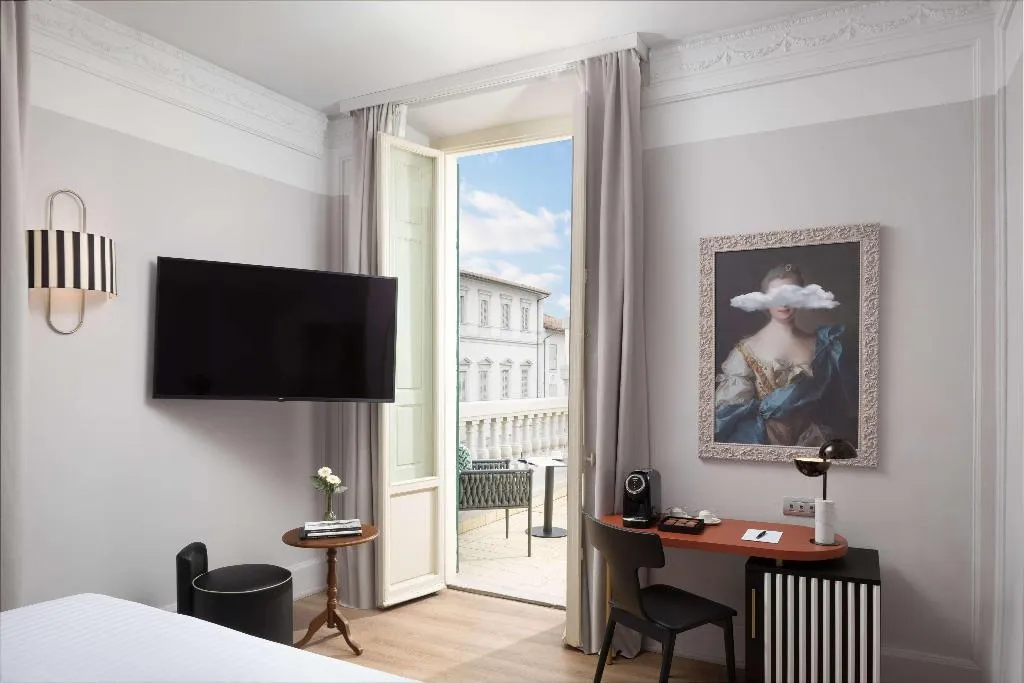 Double or Twin DELUXE Room, Anglo American Hotel Florence, Curio Collection, Florence