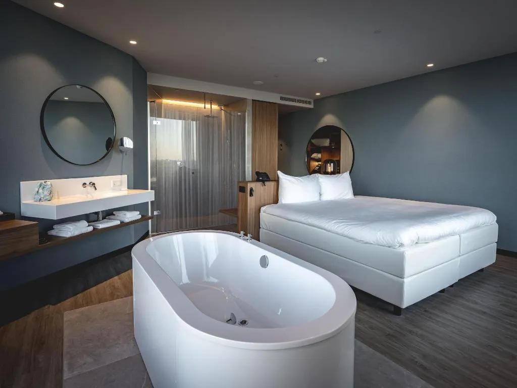 Room, Van der Valk Hotel Amsterdam Zuidas, Amsterdam
