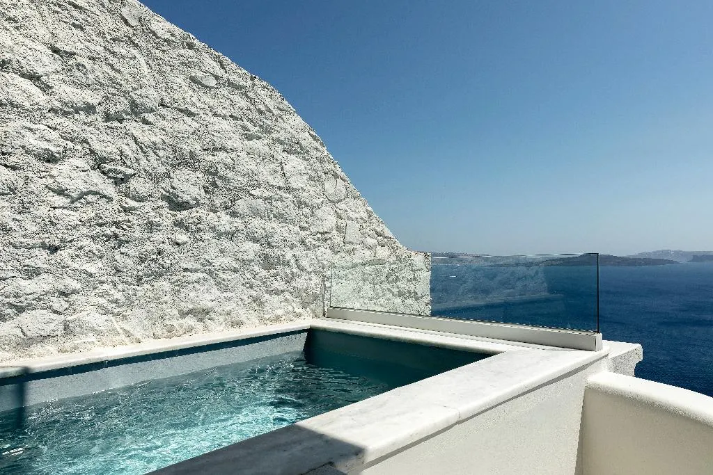 SUITE SEA VIEW WITH PRIVATE POOL Room, Hom Santorini, Santorini