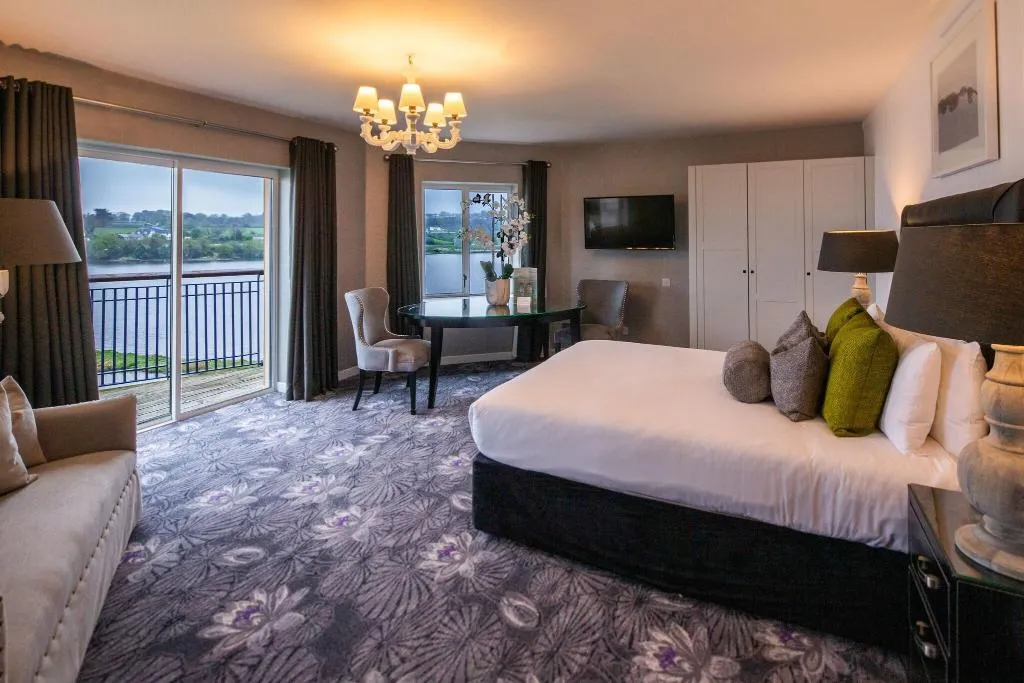 Room, Ferrycarrig, Dublin