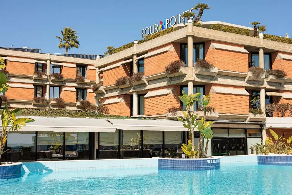 Pool, Four Points by Sheraton Catania Hotel & Conference, Catania