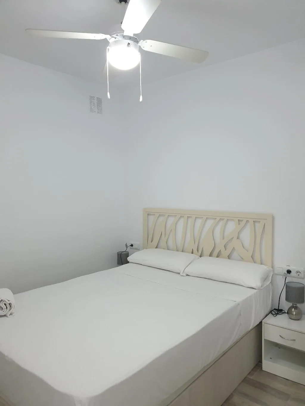 APARTMENT TWO BEDROOMS Room, Style Apartments Cabanyal Marina Beach, Valencia