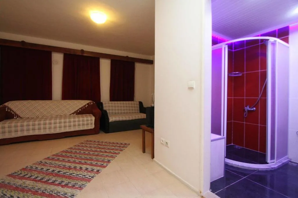 Room, Marigold Apart, Izmir