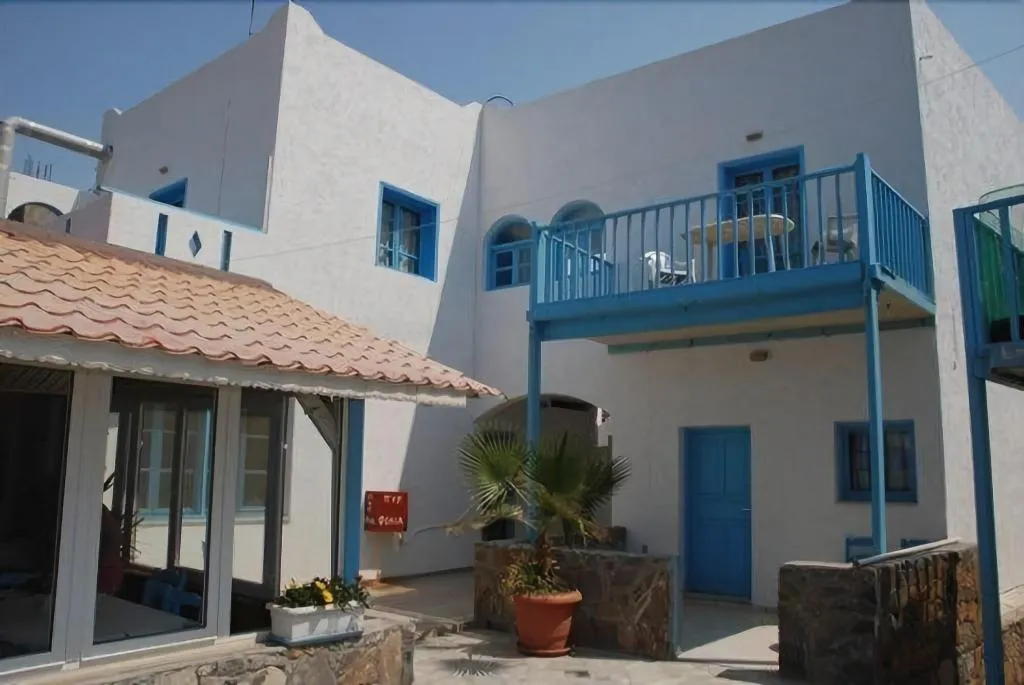 General view, Socrates Apartments & Restaurant, Crete