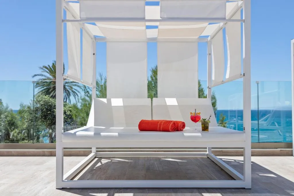 Sports and Entertainment, Best Punta Dorada, Costa Dorada