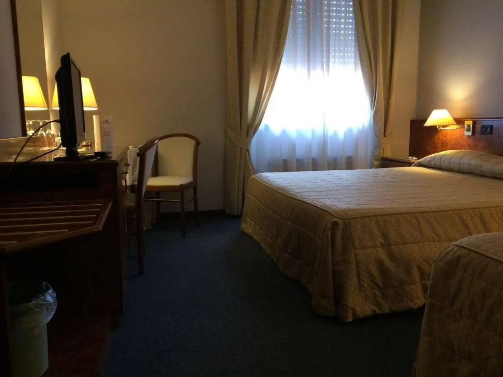 General view, Motel Europa, Milan