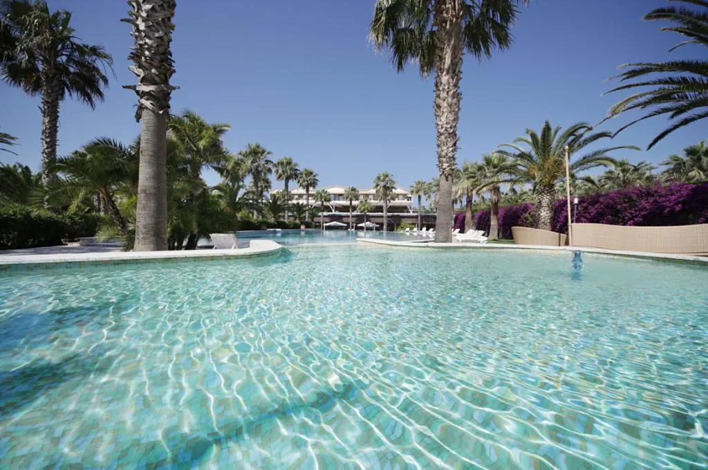 Pool, Savoy Beach, Naples