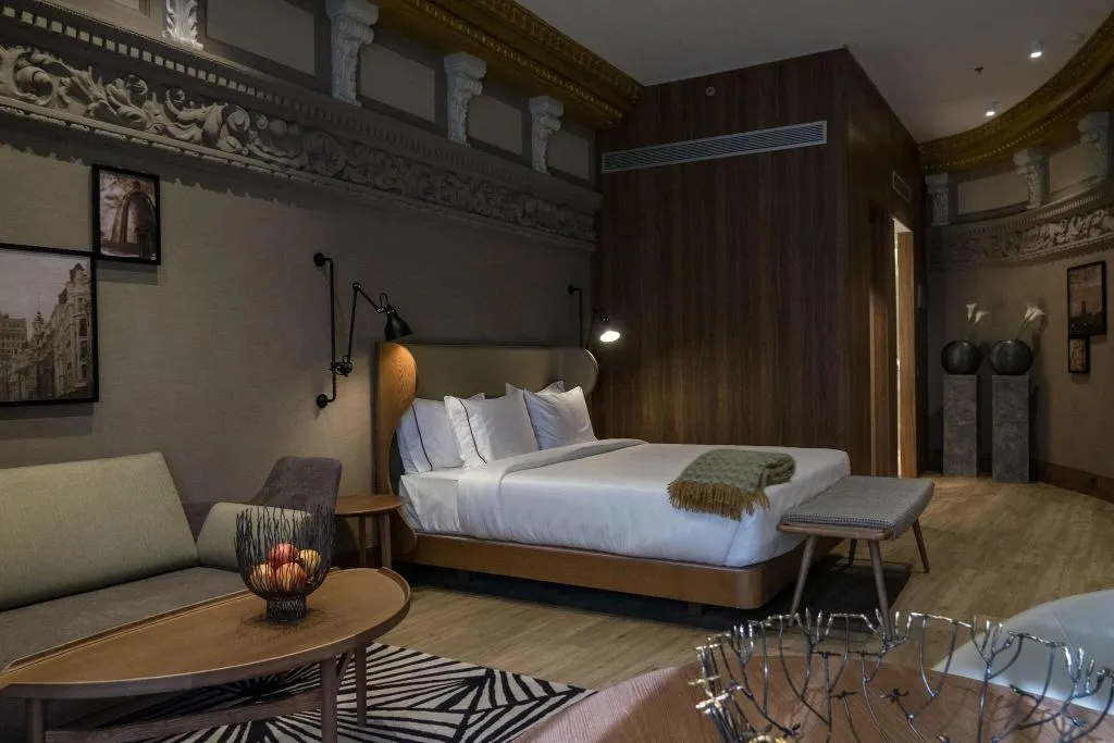 Room, Autograph Collection Círculo Gran Vía, Madrid