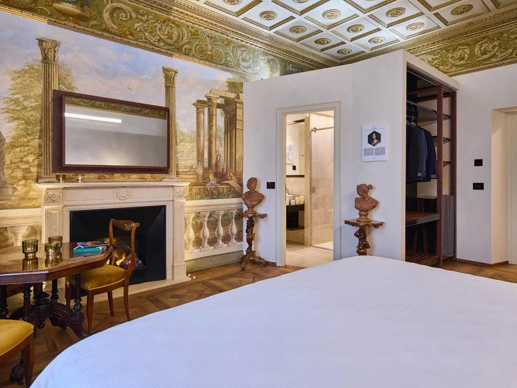 JUNIOR SUITE CLASSIC Room, Duomo Luxury Florence, Florence