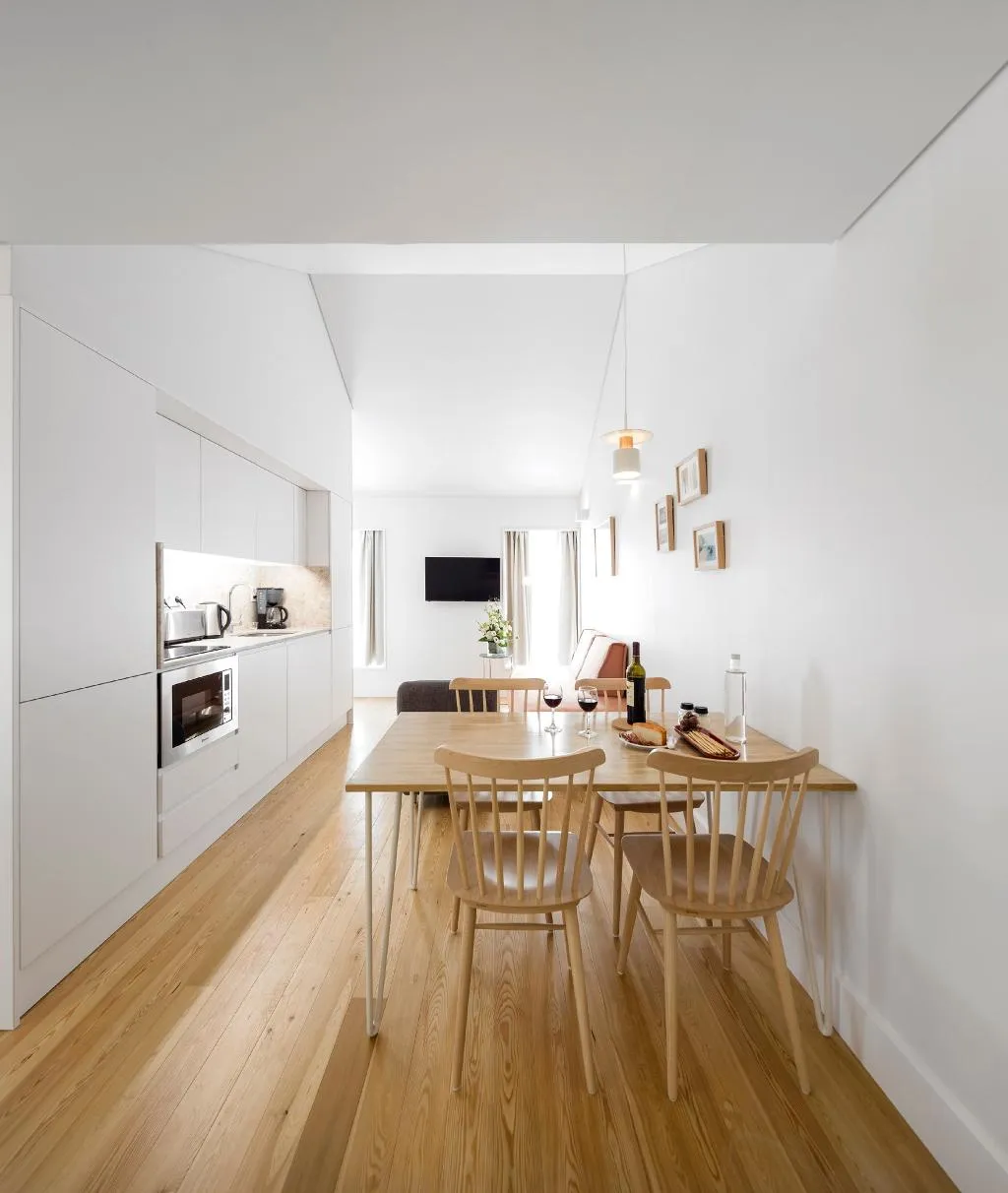 APARTMENT TWO BEDROOMS Room, Lisbon Serviced Apartments Benformos, Lisbon