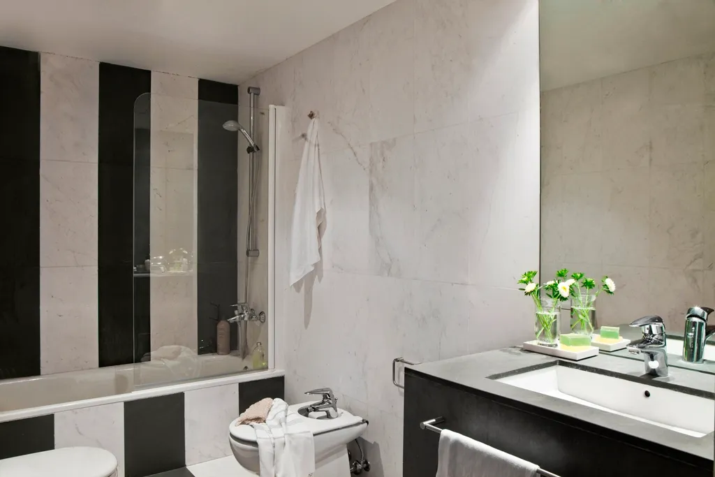 APARTMENT CAPACITY 2 TWO BEDROOMS Room, AinB Sagrada Familia Apartments, Barcelona