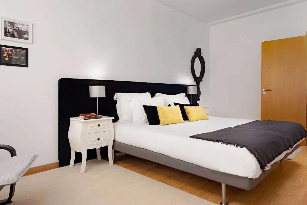 Room, Oporto Stories Apartments - Santa Catarina, 219, Porto