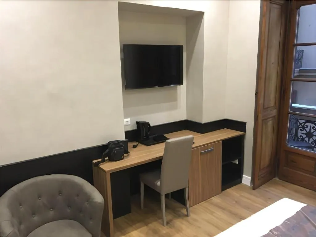Room, Duomo Residence, Naples