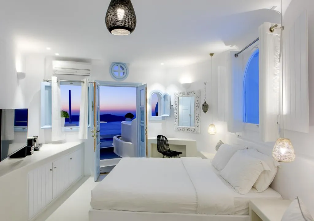 SUITE HONEYMOON Room, Infinity Suites & Dana Villas, Santorini