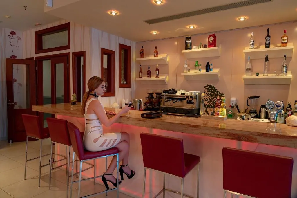 Bar, Odyssey, Kefallinia