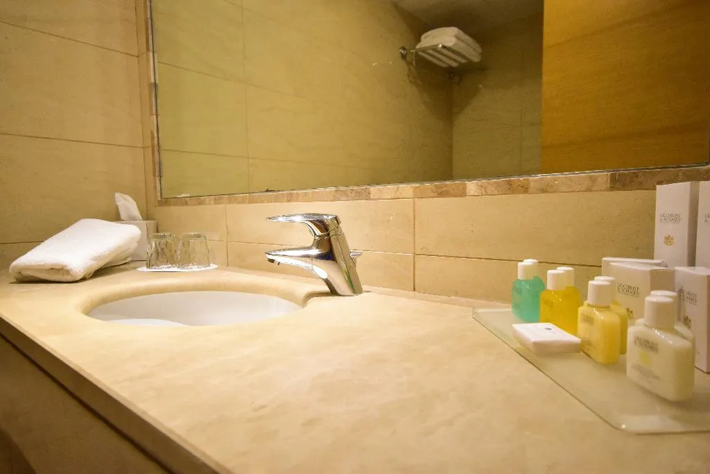 TRIPLE SEA VIEW Room, Plaza Resort Hotel, Athens