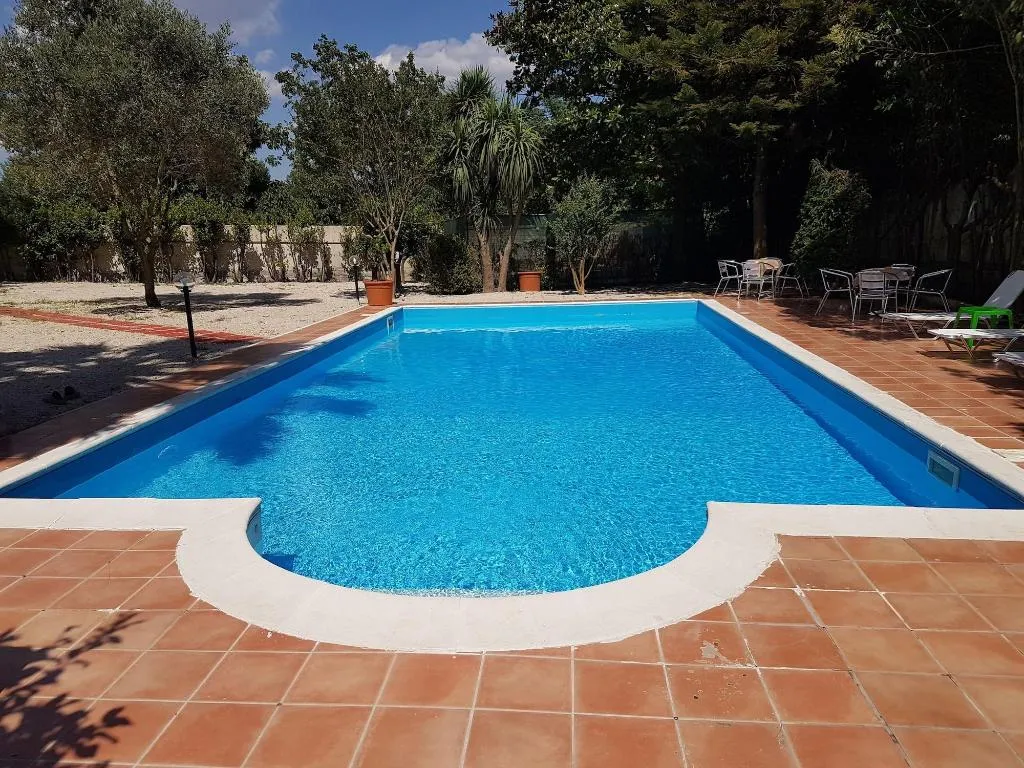Sports and Entertainment, Relais La Villa, Naples