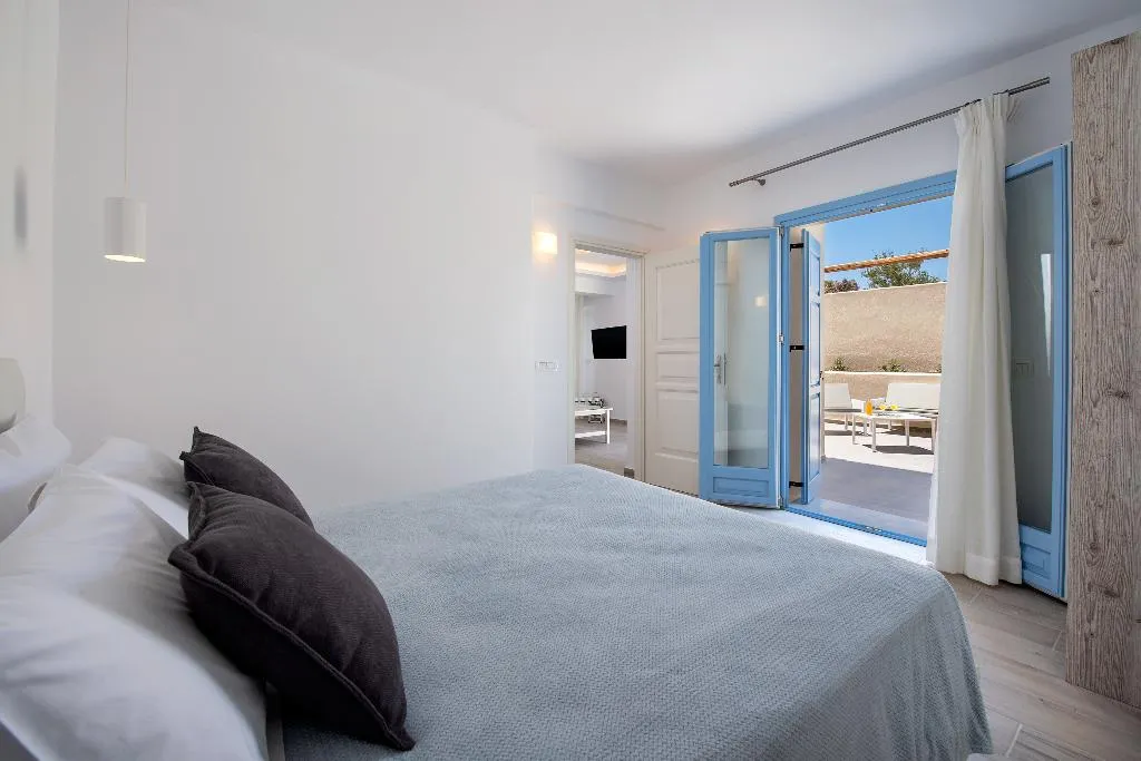 APARTMENT CAPACITY 4 TWO BEDROOMS Room, Sienna Eco Resort, Santorini