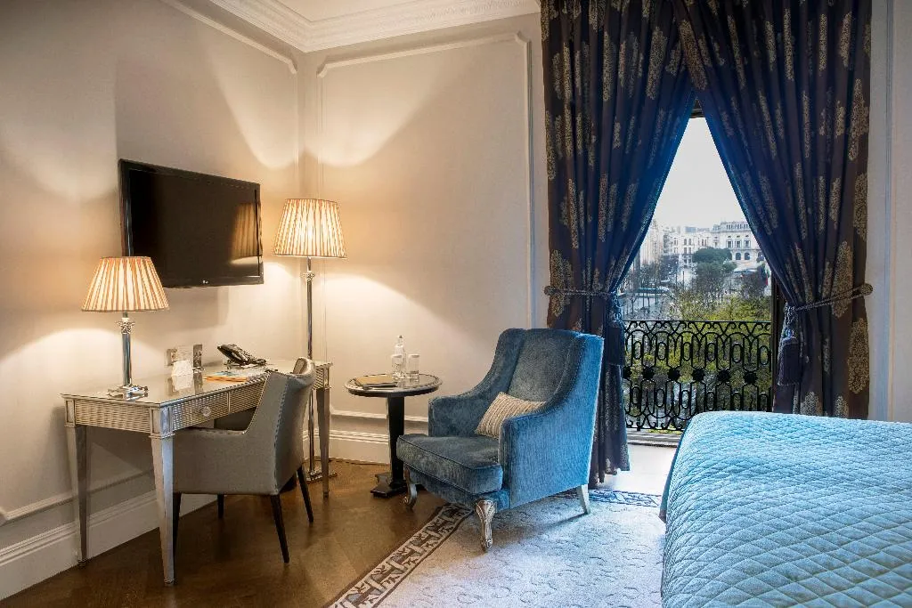 TWIN CLASSIC CITY VIEW Room, InterContinental Porto Palacio das Cardosas, Porto