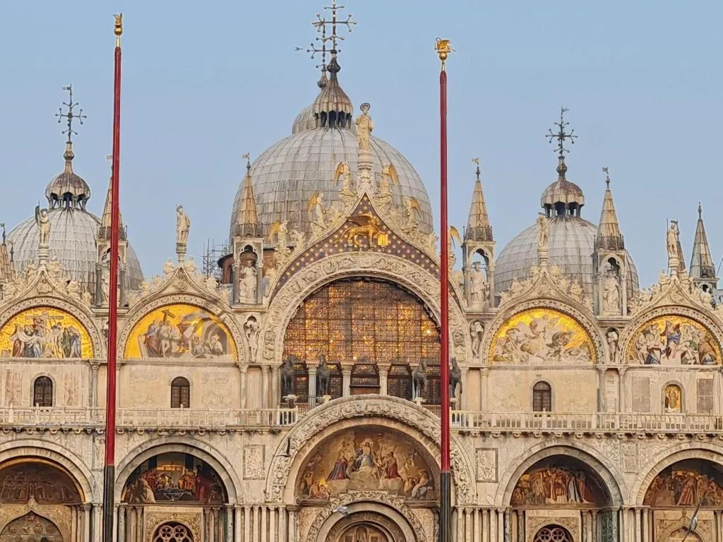 General view, Friendly Venice, Venice