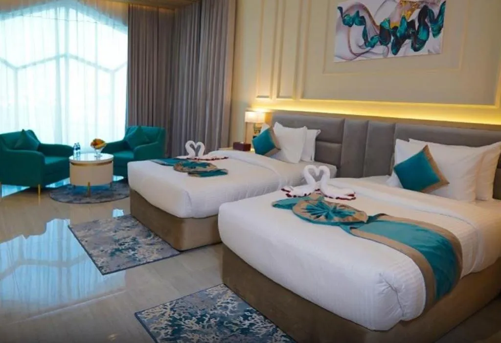 Double or Twin SUPERIOR SEA VIEW Room, Concorde Creek View Hotel, Dubai
