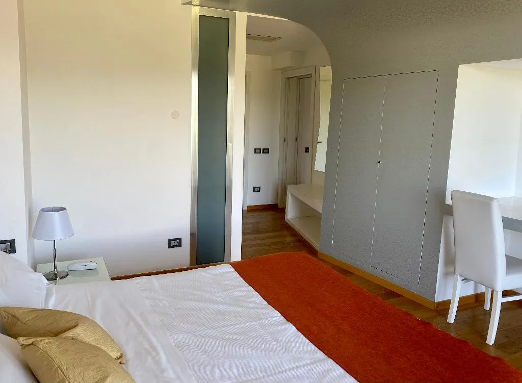 FAMILY ROOM SUPERIOR TWO BEDROOMS Room, Mareneve Resort, Catania