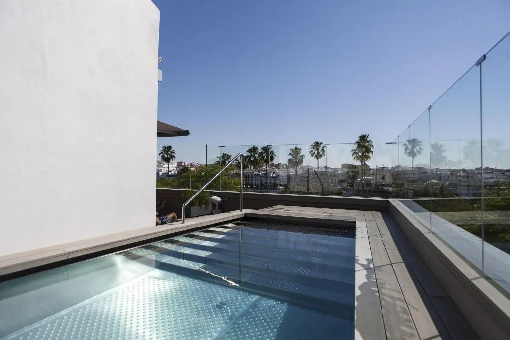 Pool, Hotel Kivir Sevilla, Seville