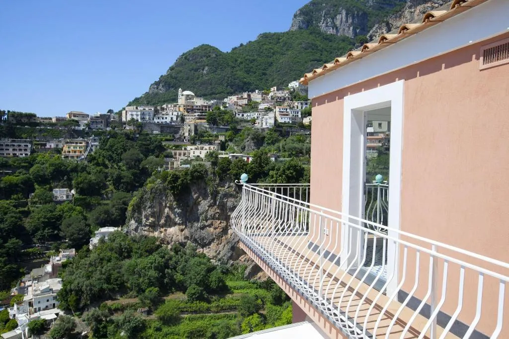Terrace, Il Moro Di Positano, Naples