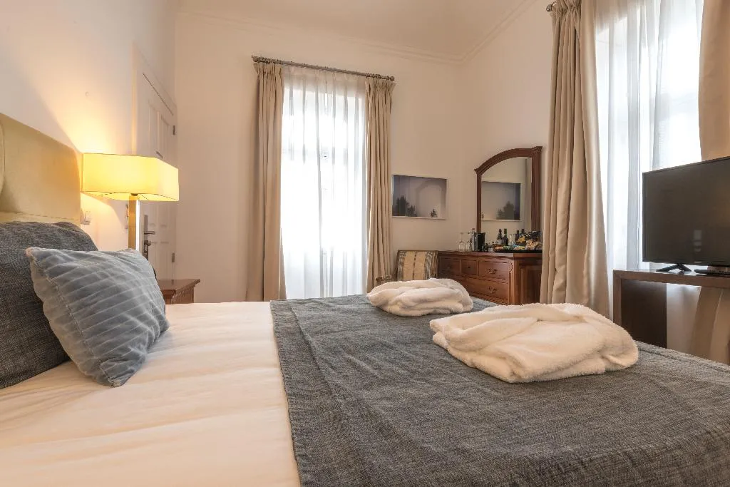 JUNIOR SUITE CLASSIC Room, Arts In Hotel Conde Carvalhal, Madeira