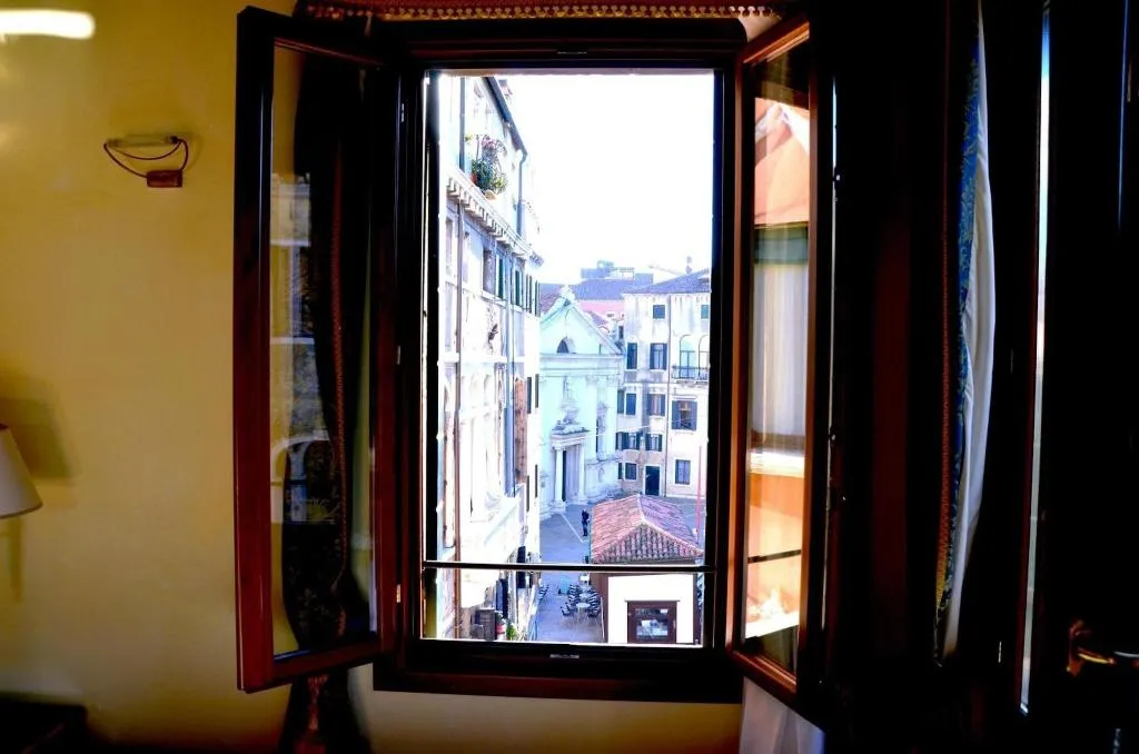 Room, B&B Le Marie, Venice